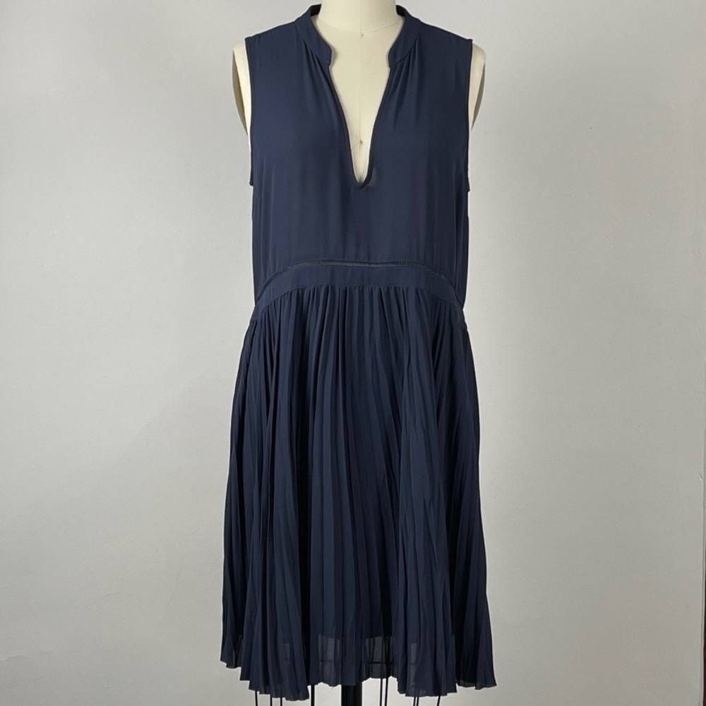 Elizabeth and James Navy Blue Sleeveless Pleated Dress